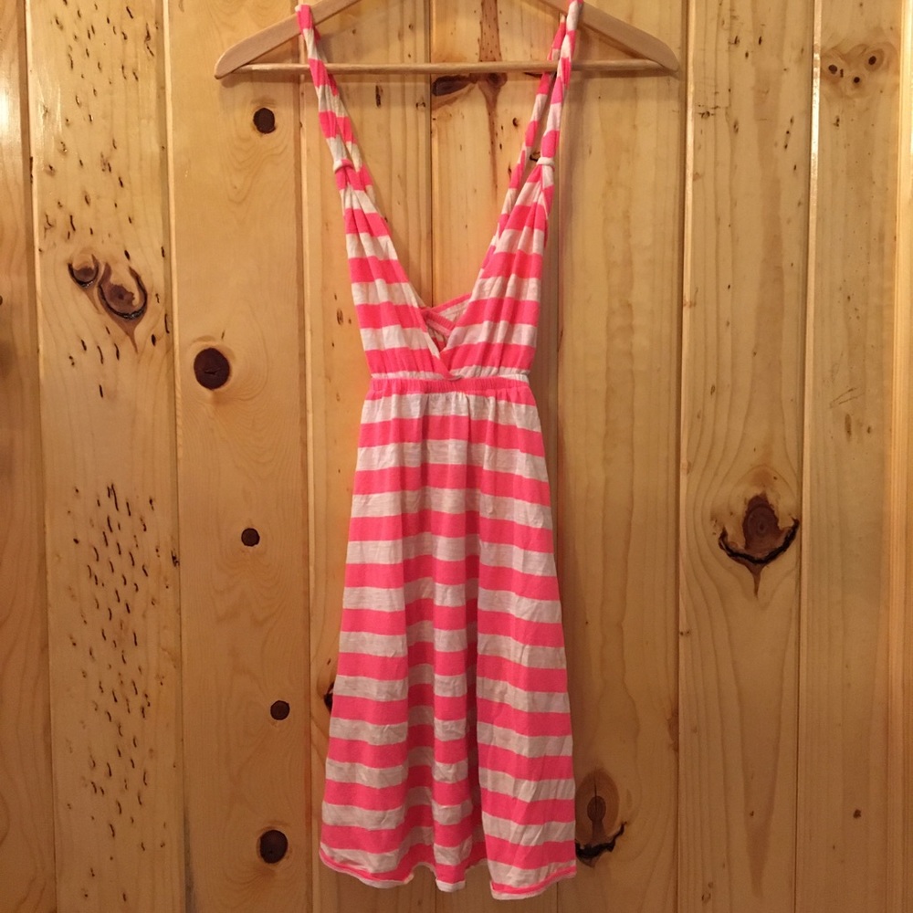 Super cute hot pink/white striped swim coverup 💖